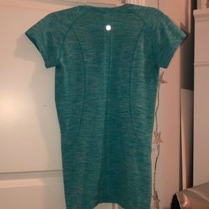 Lululemon short sleeve